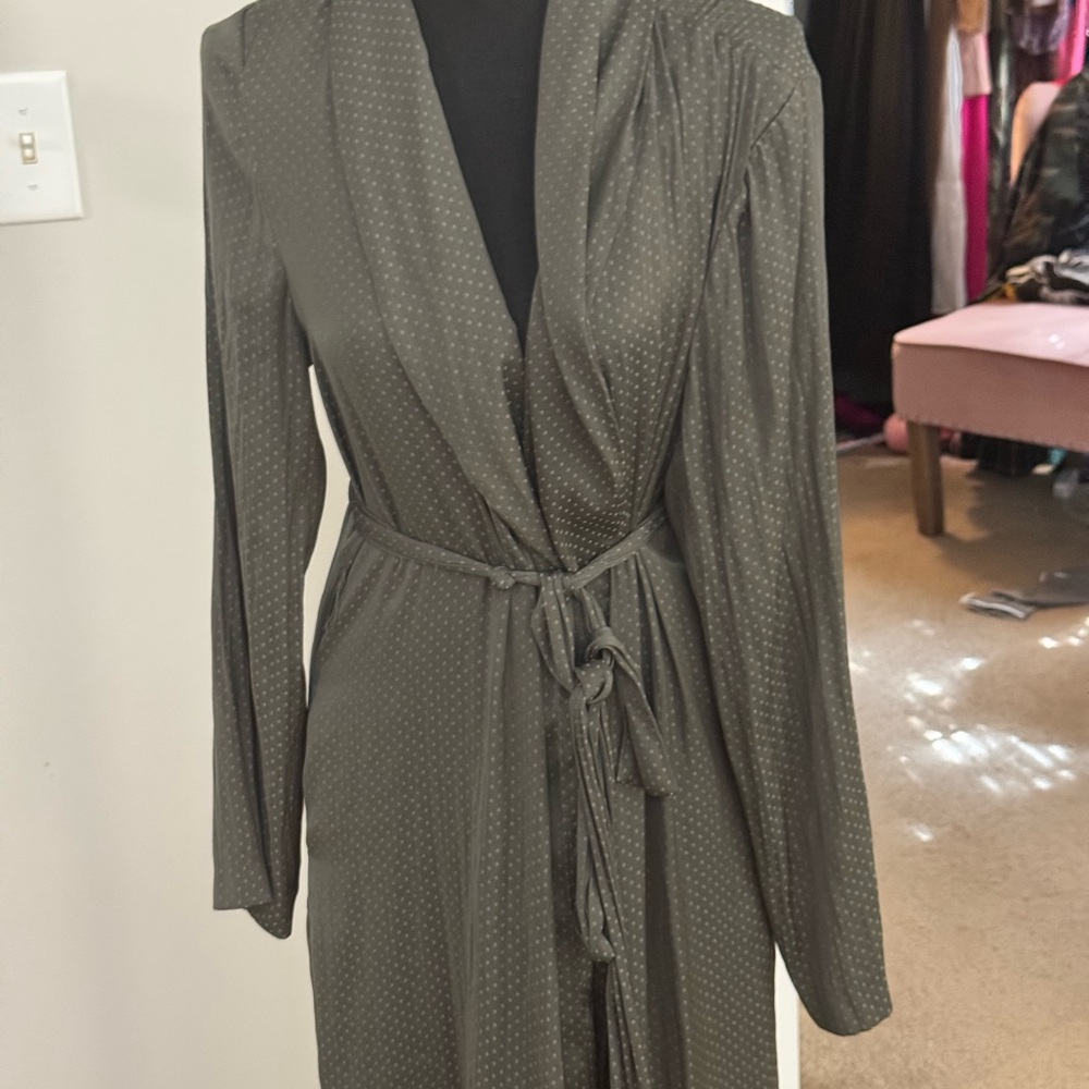WAYF Long Sleeve DUSTER/Wrap Dress - Picture 7 of 7